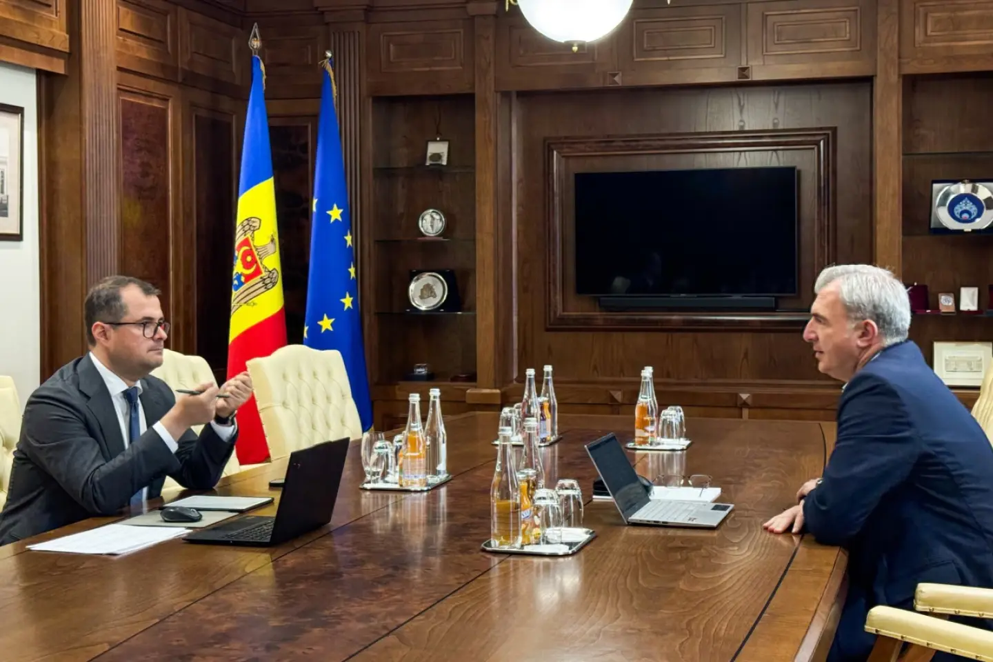 Premierul desemnat Vasile Tofan începe consultările pentru programul de guvernare