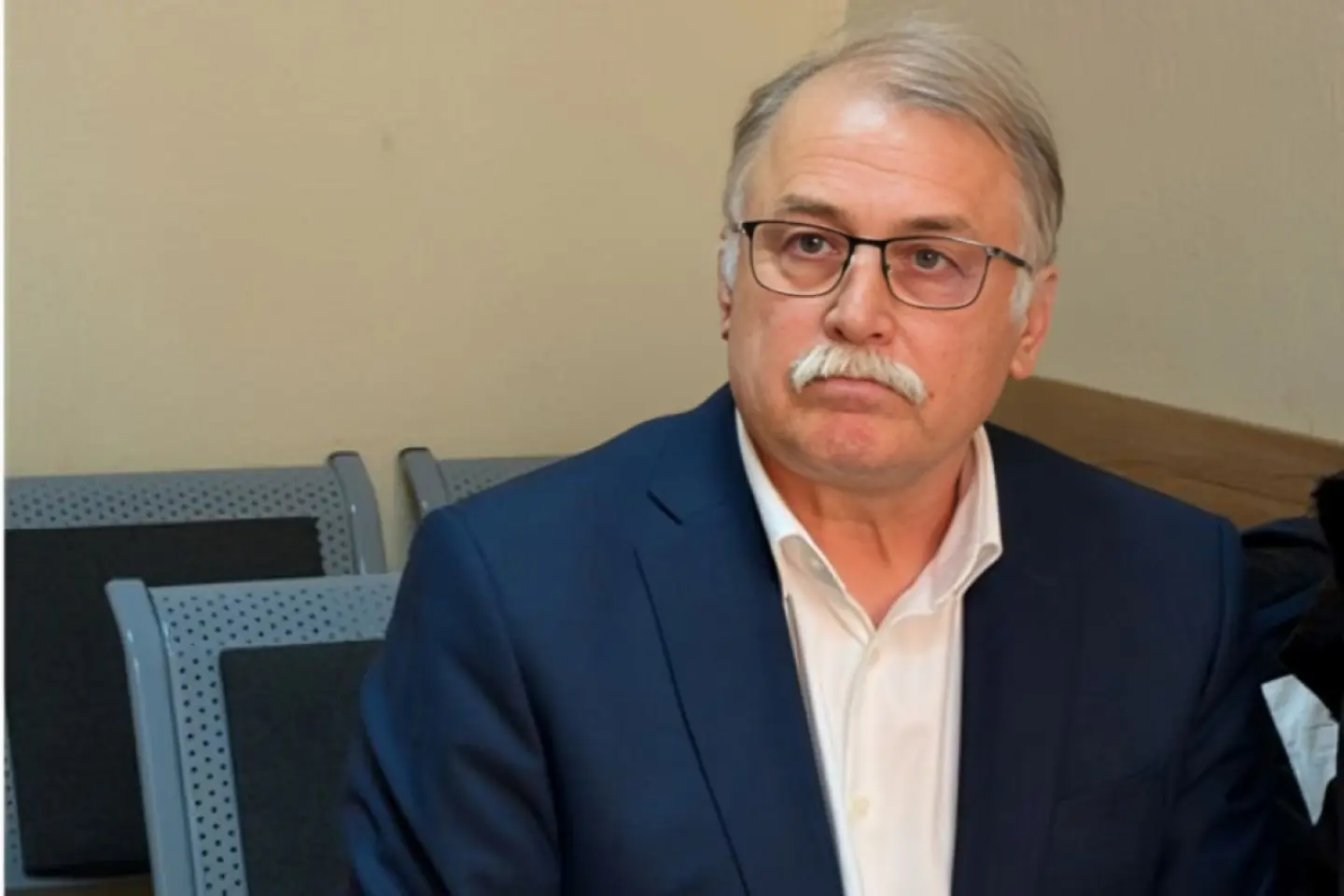 Ion Creangă, acuzat de trădare de patrie, rămâne sub control judiciar încă 60 de zile