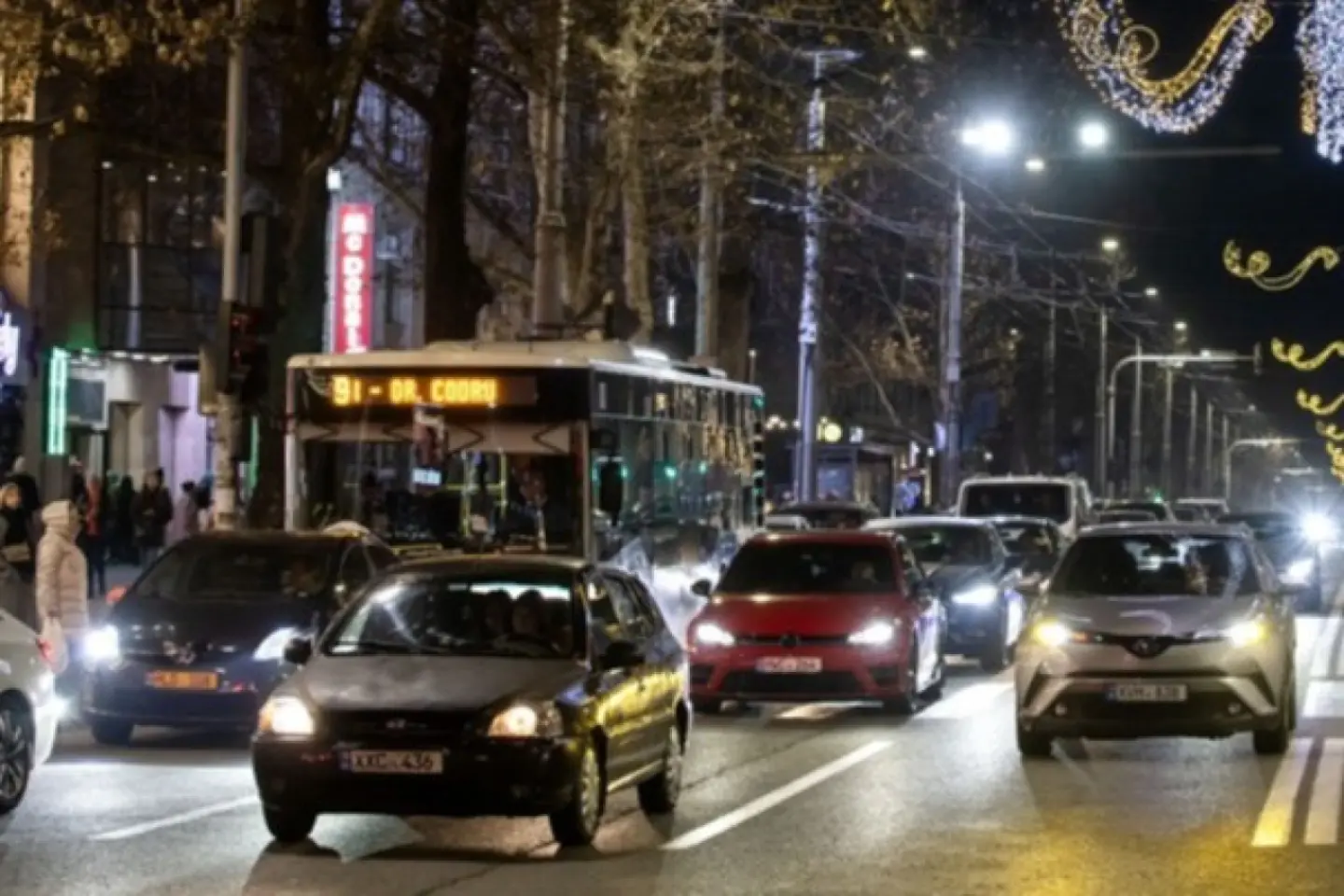 Benzina și motorina au depășit 30 de lei