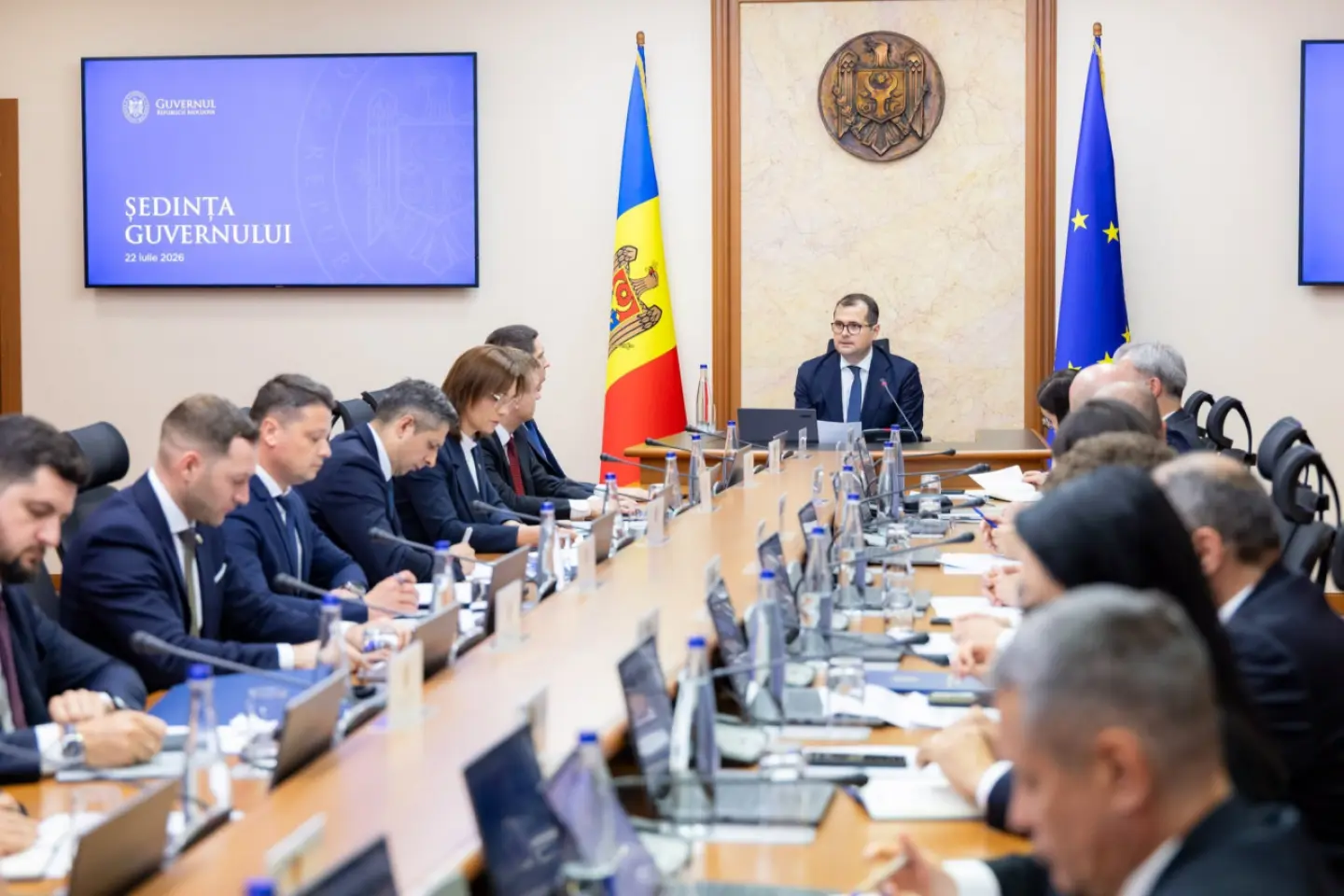 Guvernul instituie starea de alertă în sectoarele energetic și hidrologic 