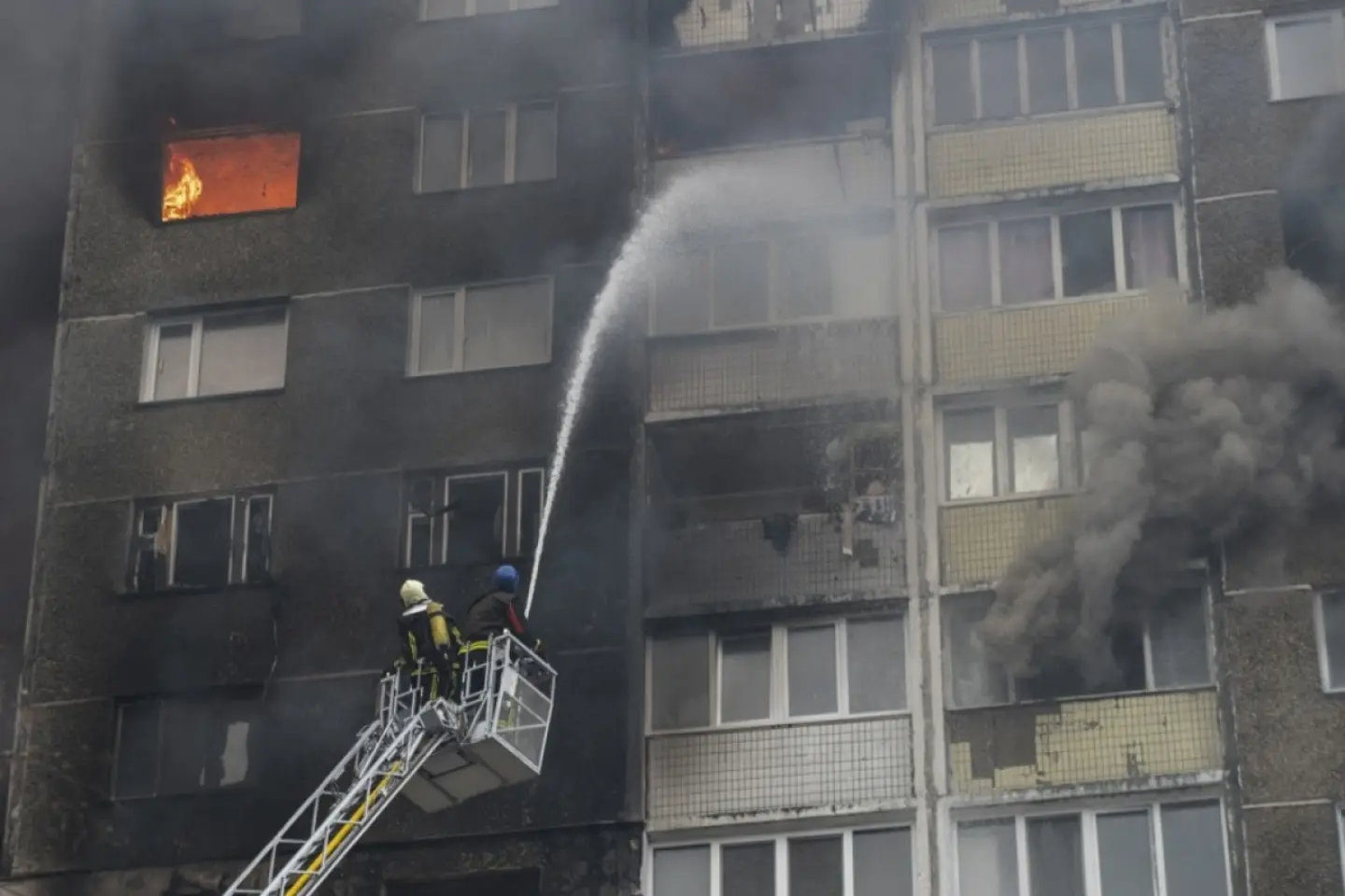 Război în Ucraina: cel puțin nouă oameni uciși la Kiev, într-un atac rusesc cu rachete balistice