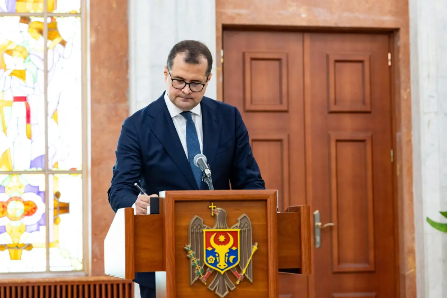 Premierul Tofan califică drept „inacceptabilă” vizita delegației afgane în R. Moldova 