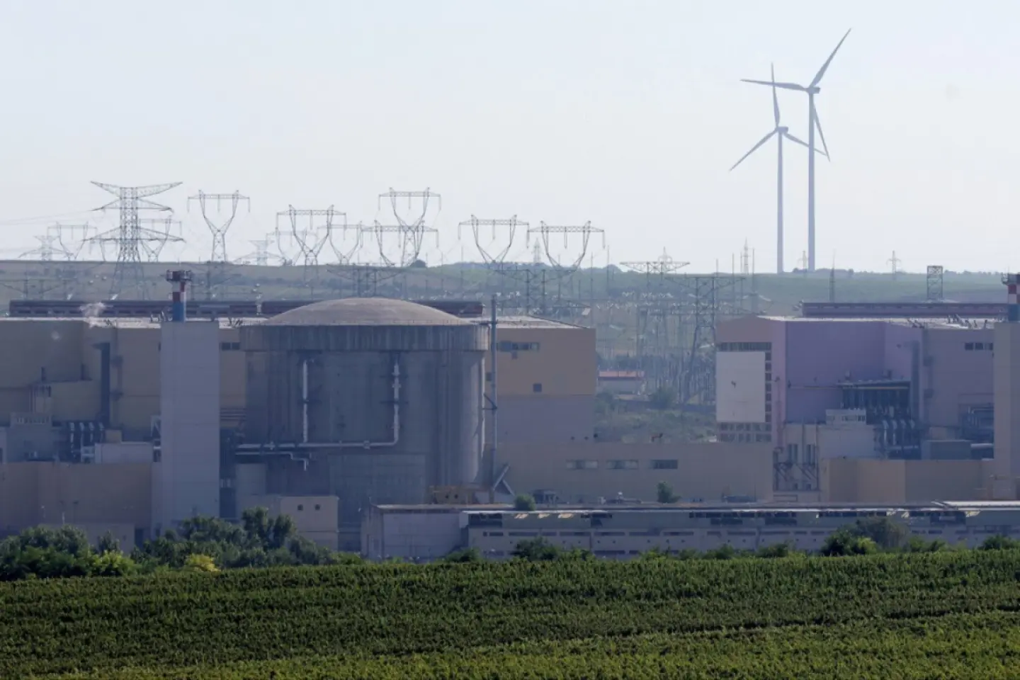 Unitatea 2 a centralei nuclearoelectrice de la Cernavodă, din România, ar putea fi oprită controlat joi dimineaţa
