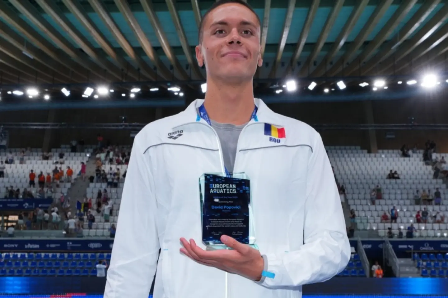 Românul David Popovici, declarat mai bun înotător din Europa