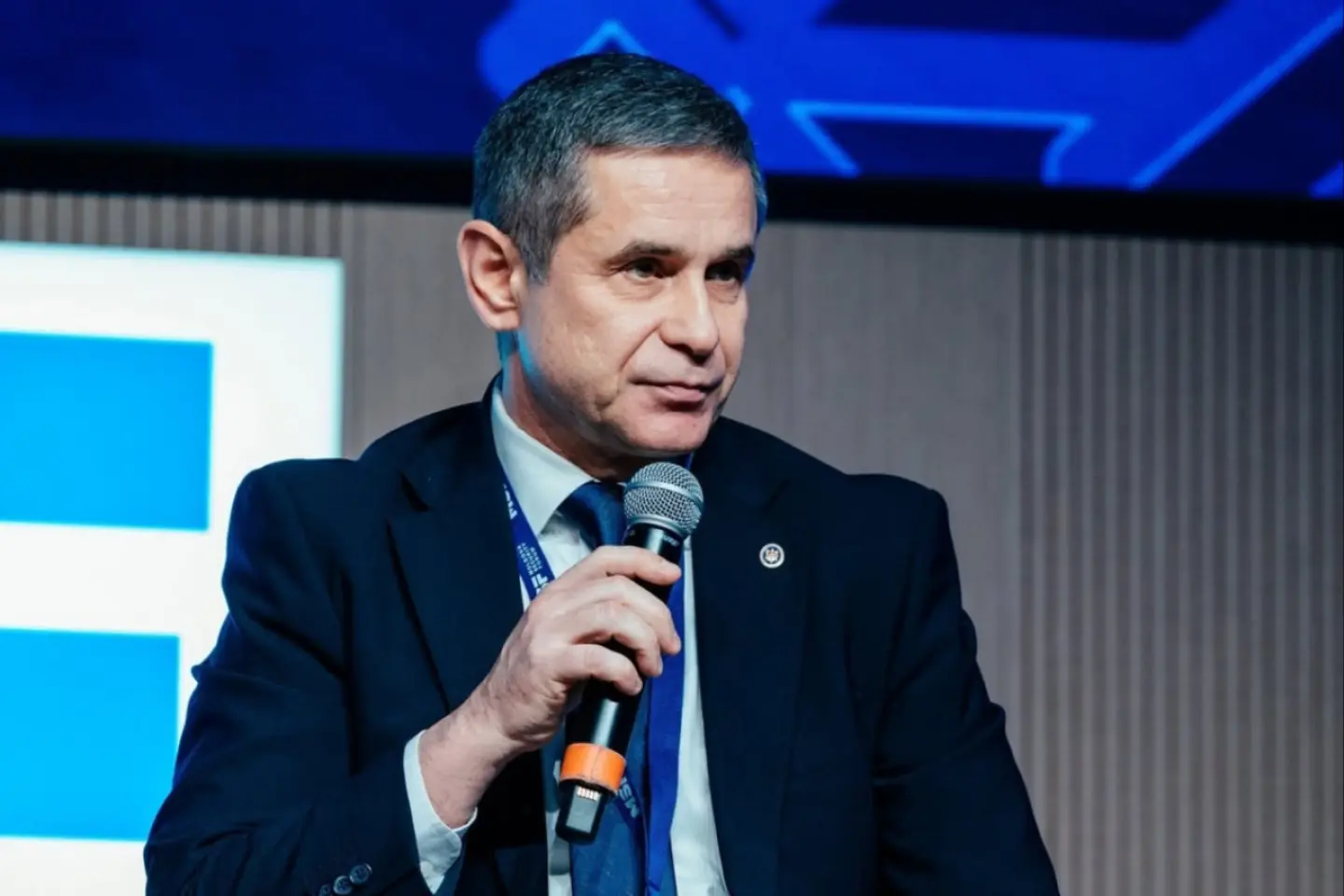 Ministrul Apărării: Rusia continuă o politică agresivă față de Republica Moldova