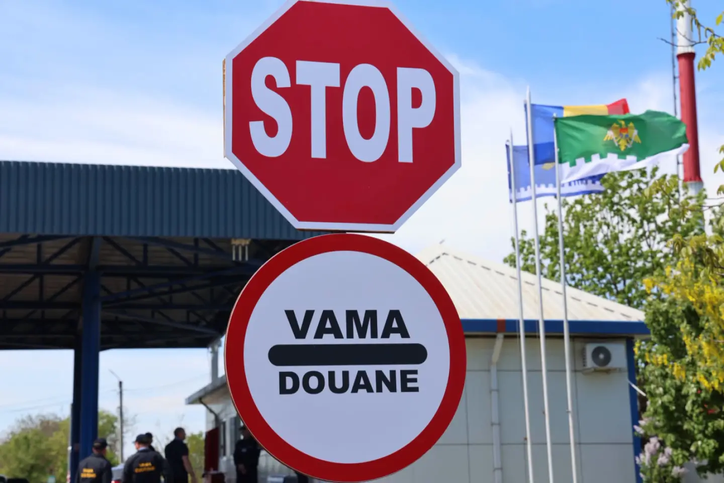 Postul vamal Otaci și-a suspendat temporar activitatea după declanșarea unei alarme pe partea ucraineană a frontierei