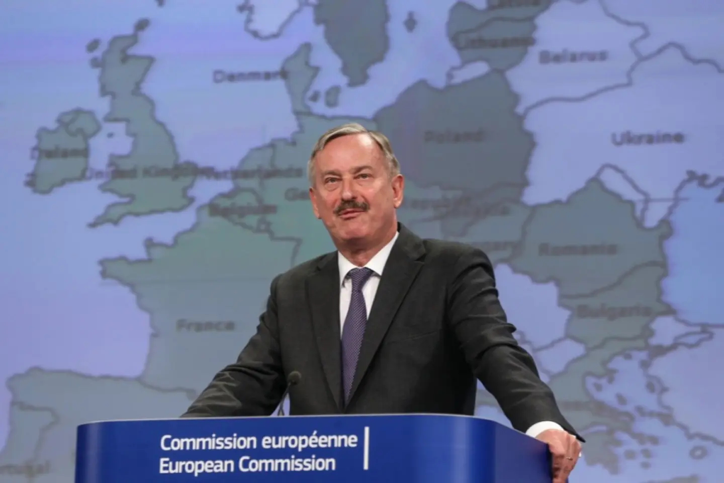 A murit fostul prim-ministru eston şi comisar european Siim Kallas