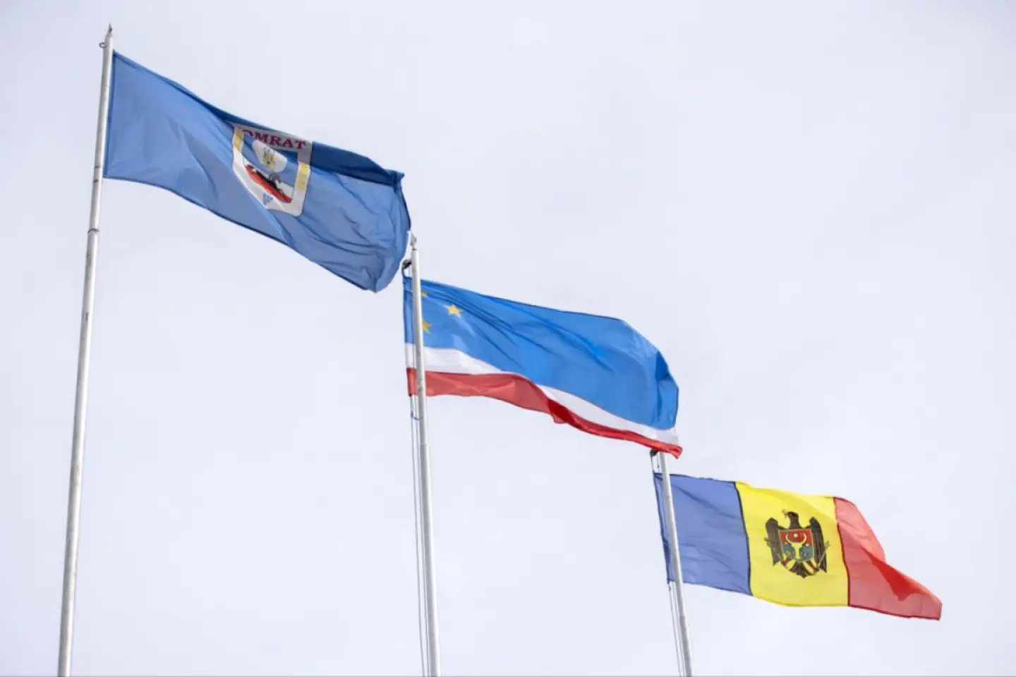 Cum să economisești în condițiile în care banii sunt puțini?