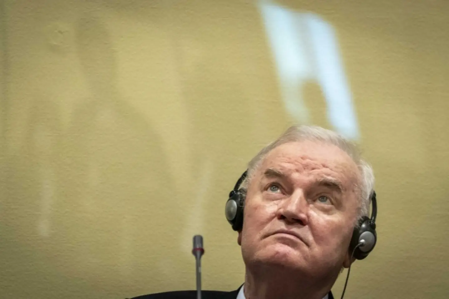 A murit fostul șef militar al sârbior bosniaci, generalul Ratko Mladić