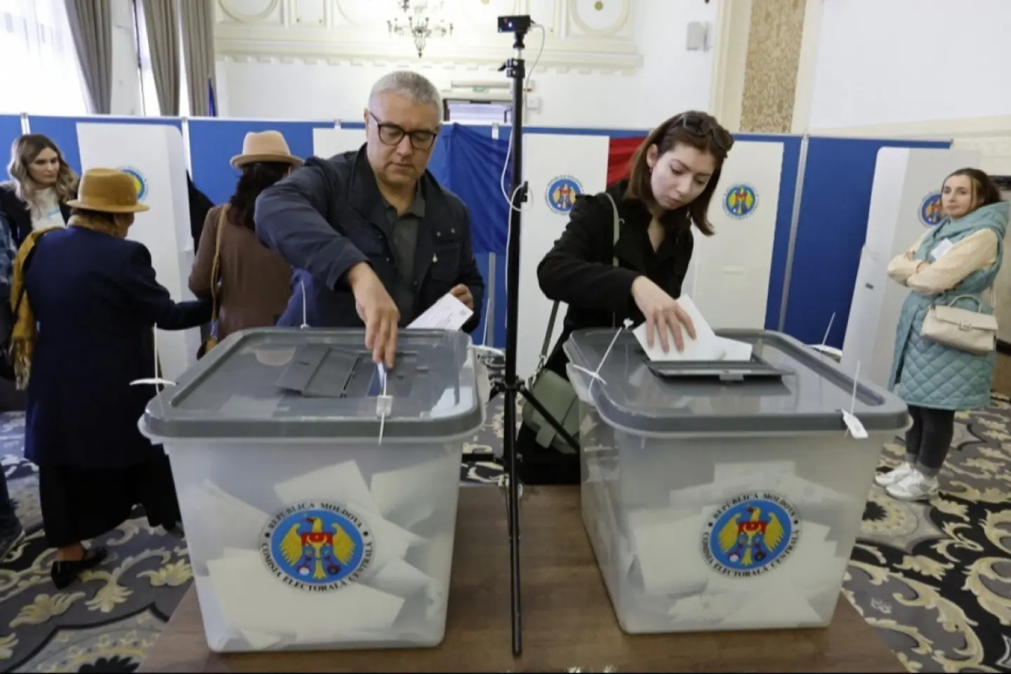 CEC inițiază modificarea legislației electorale pentru reglementarea campaniilor în mediul online
