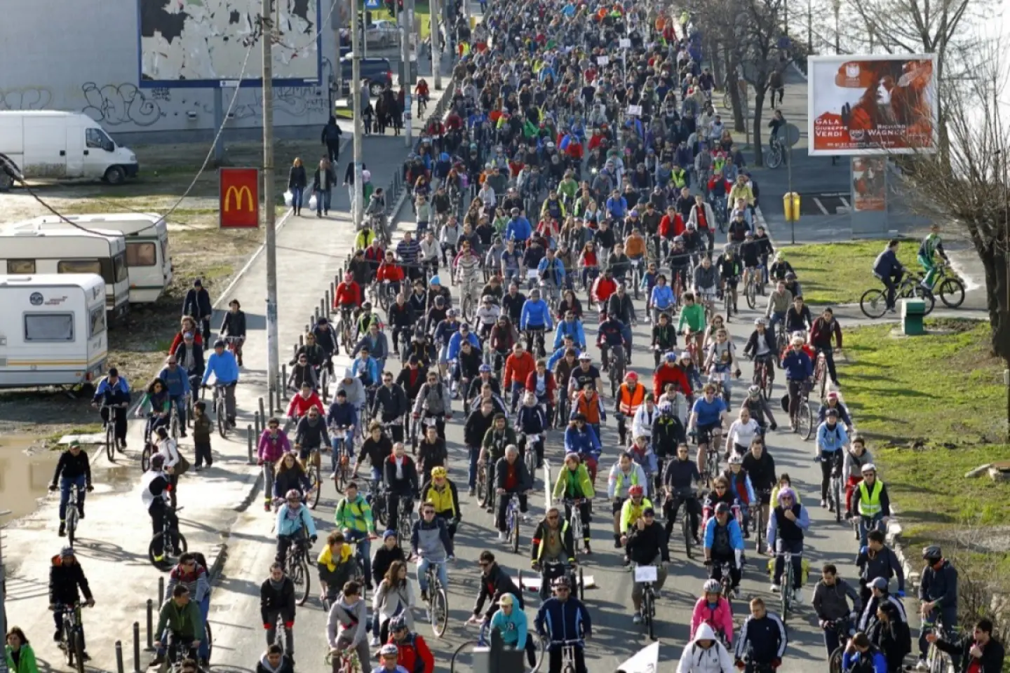 Ciclistul polonez Radoslaw Fratczak a câştigat, miercuri, prima etapă a Turului României, desfăşurată pe teritoriul Republicii Moldova, între Chişinău şi Ungheni