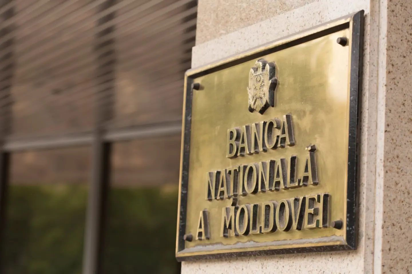 BNM a majorat rata de bază la 9% 
