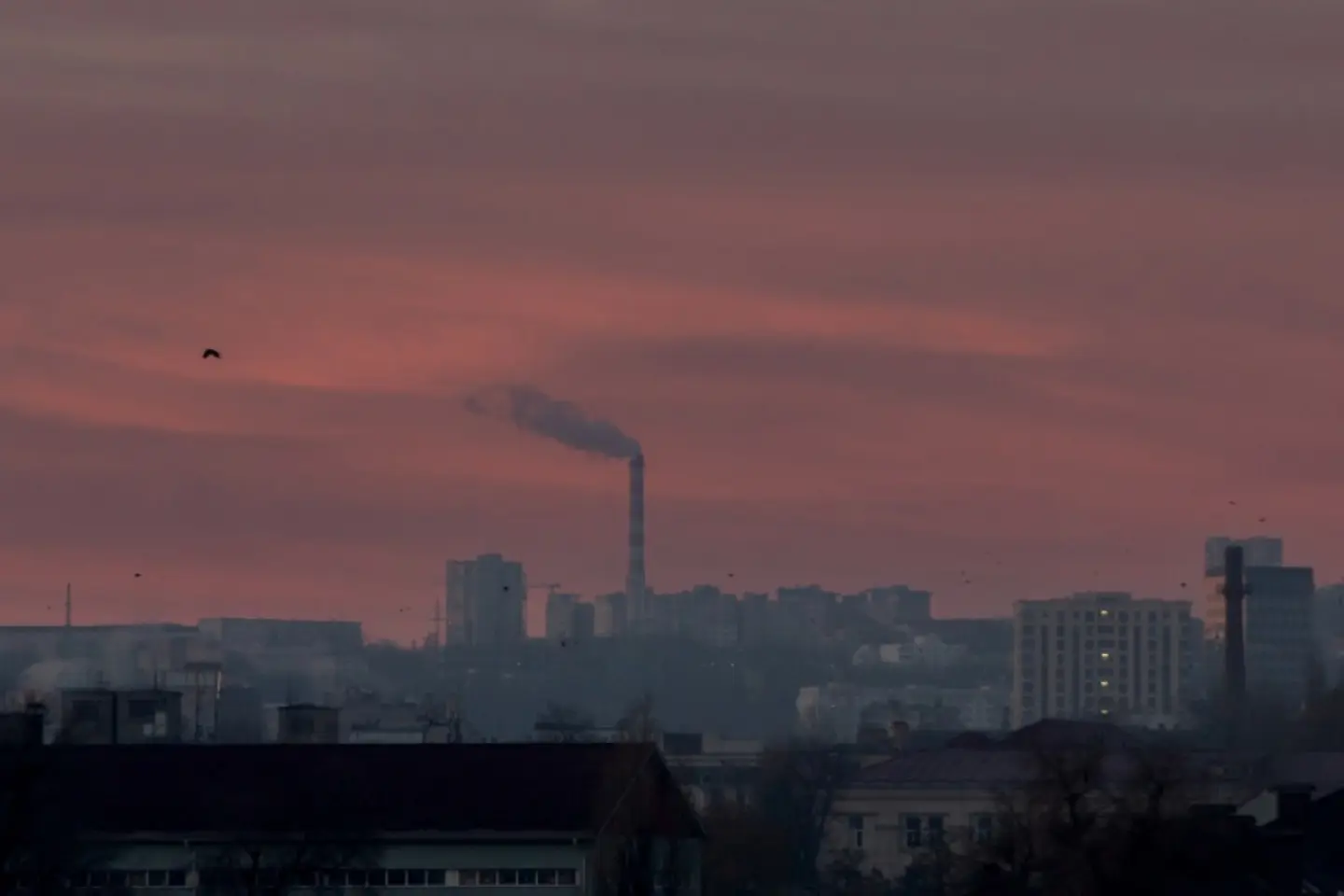 Furnizorii de căldură din Chișinău și Bălți cer majorarea facturilor în noul sezon de încălzire