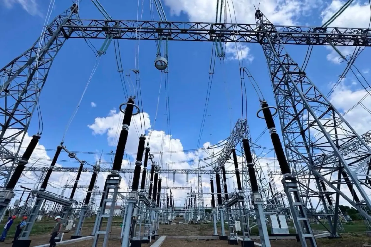 Preț record al energiei în România. Posibile efecte asupra importurilor Republicii Moldova