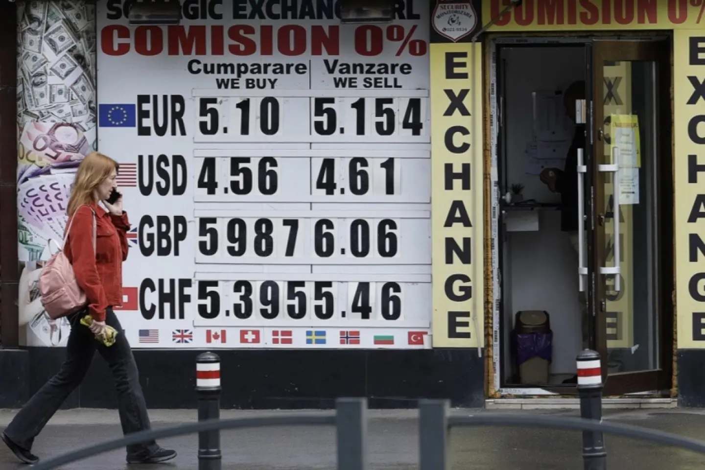 Euro a înregistrat un nou maxim istoric în raport cu moneda naţională românească (RON)