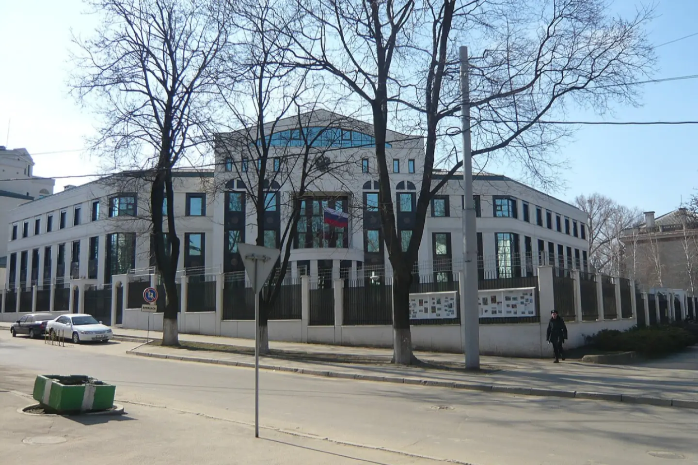 DEZINFORMARE: Bruxelles-ul acceptă prezența trupelor ruse pe teritoriul UE