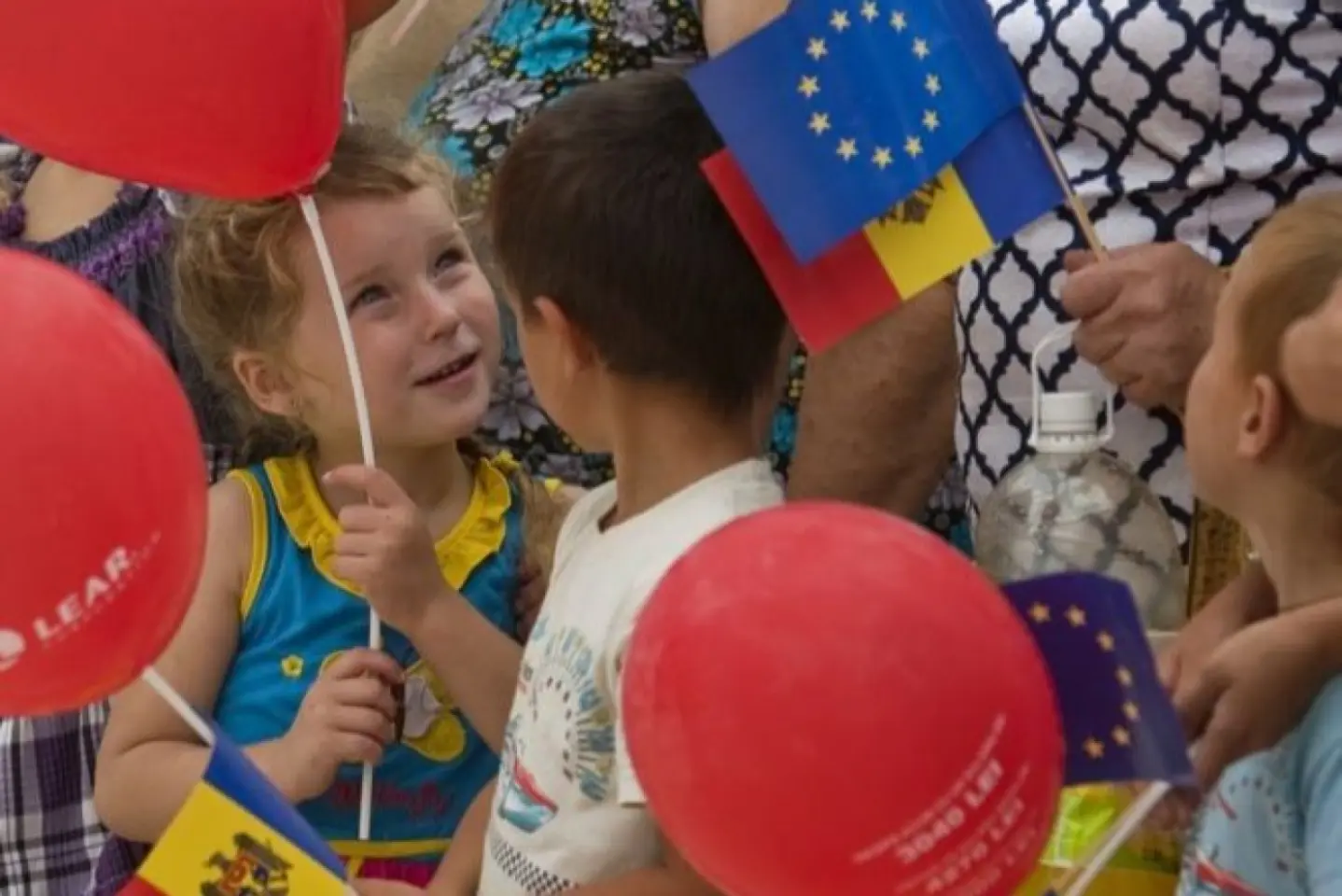 Institutul Cultural Român lansează o nouă ediție a concursului de eseuri „Eu și România”