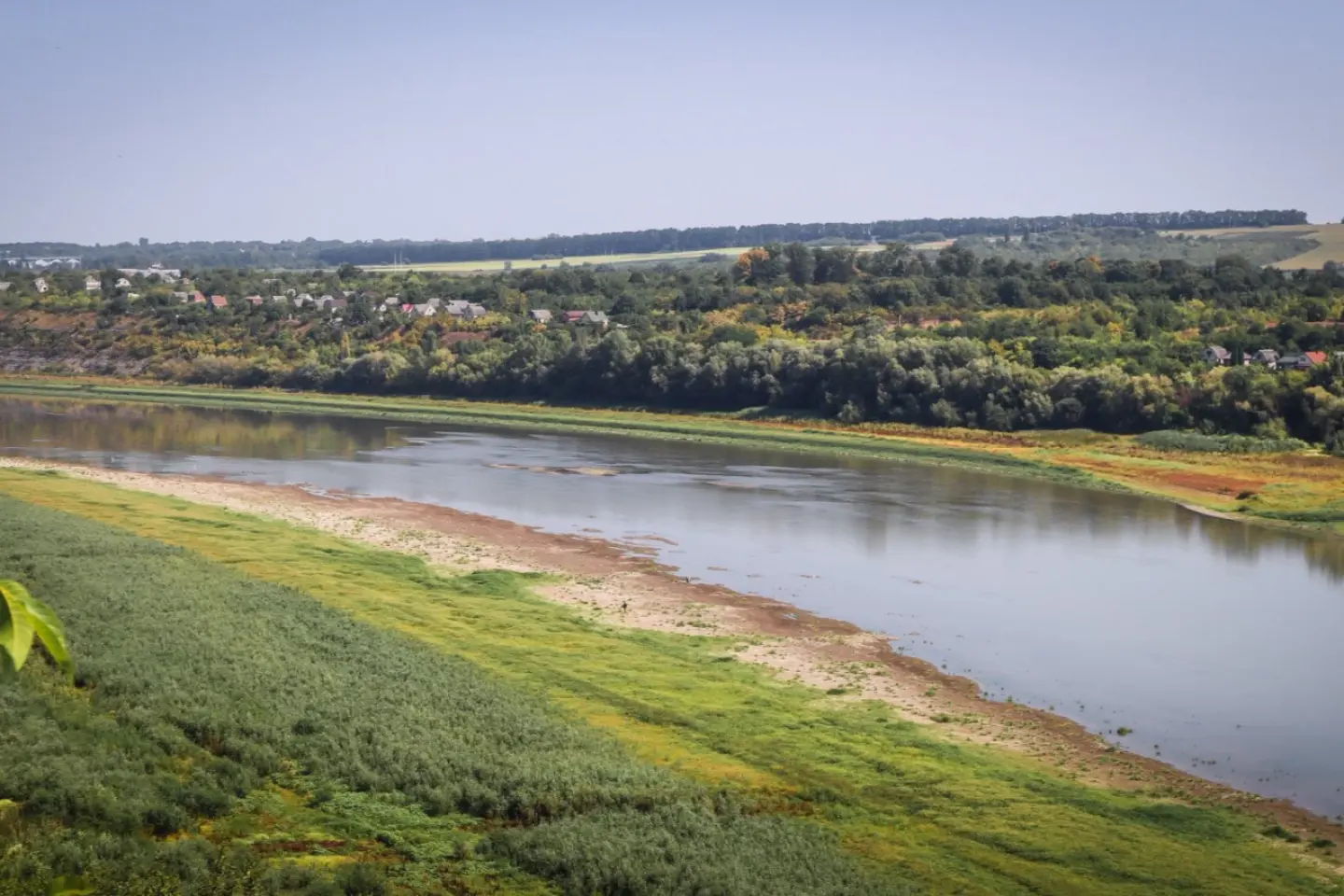 Nivelul apei în Nistru și Prut crește ușor după ploi, dar rezervele rămân insuficiente