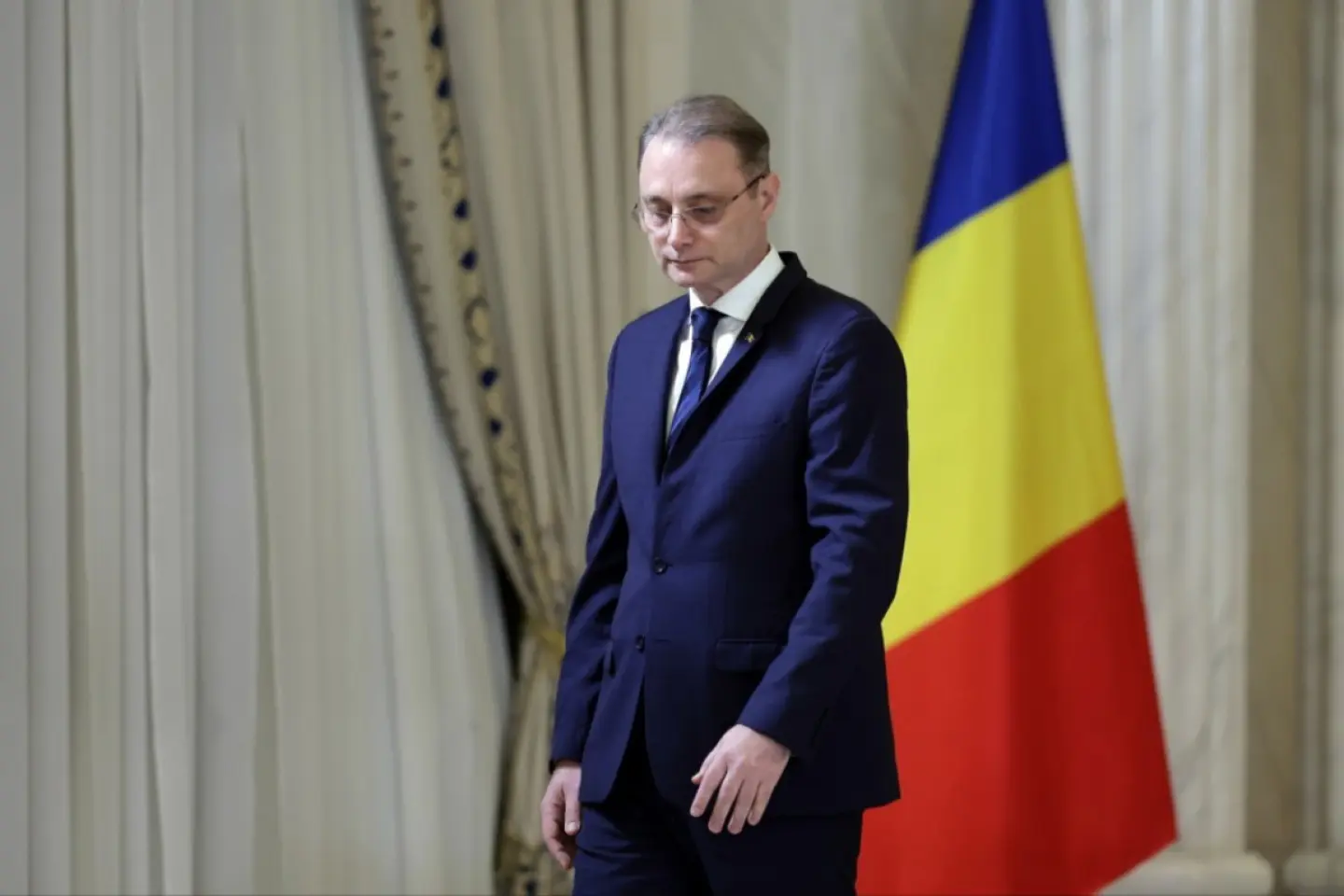 România este pregătită pentru rolul de hub logistic, economic şi strategic pentru reconstrucţia Ucrainei - afirmă noul premier, Luca Niculescu