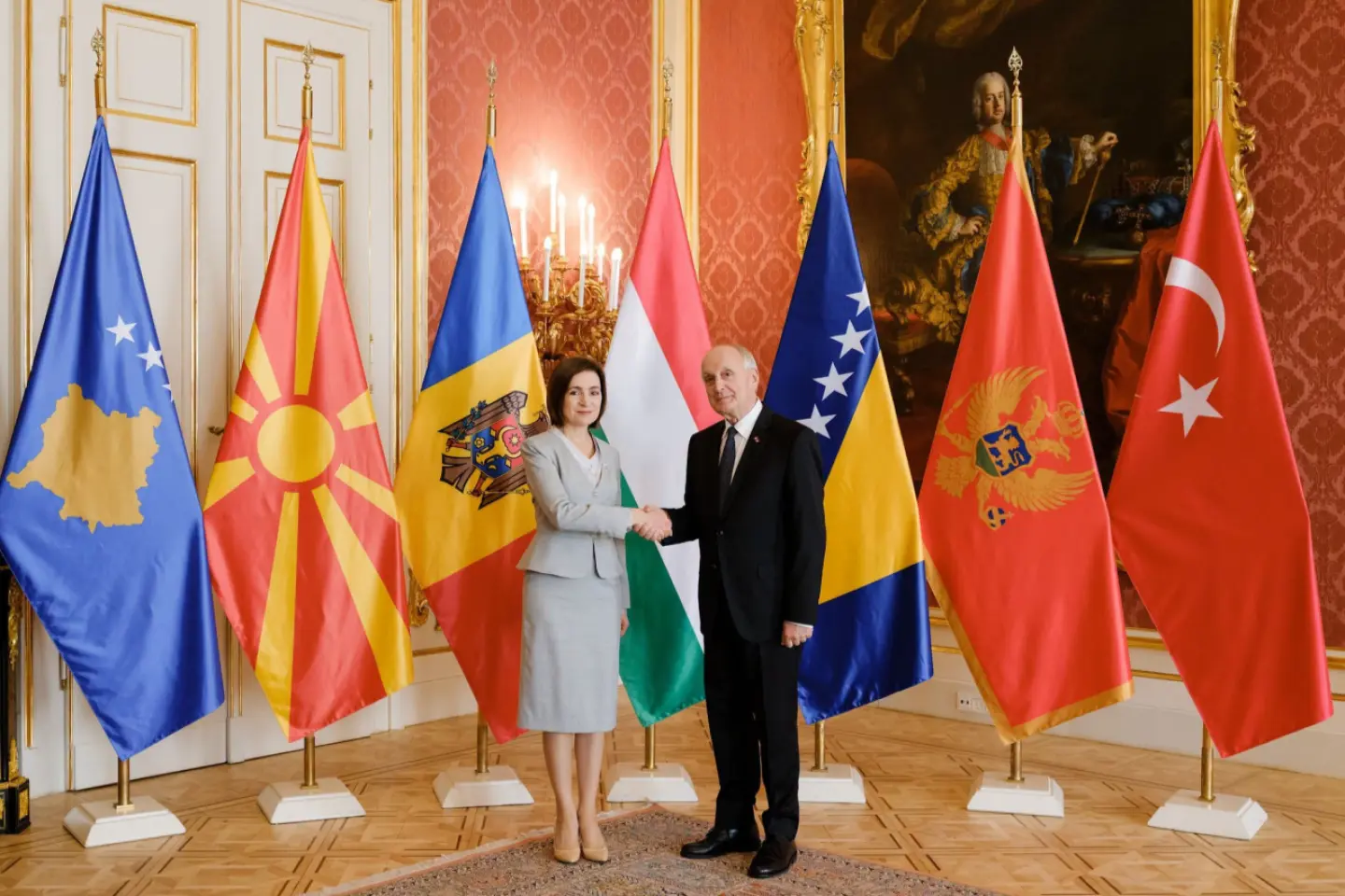 Președinta Maia Sandu, a fost primită la Budapesta de președintele Ungariei, András Baka