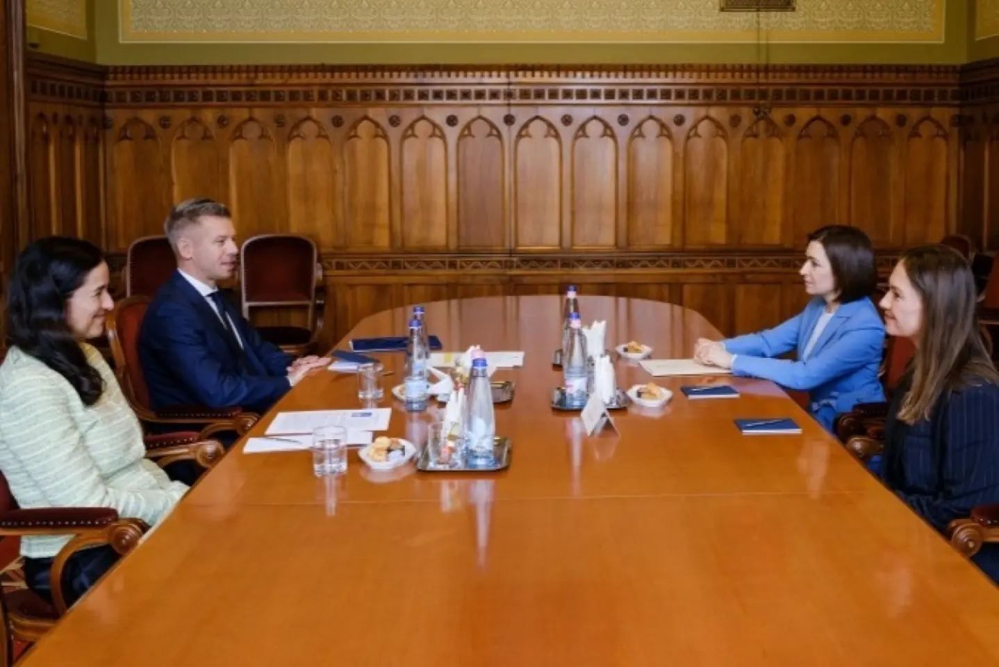 Maia Sandu s-a întâlnit la Budapesta cu președintele Ungariei, András Baka, și cu prim-ministrul Péter Magyar